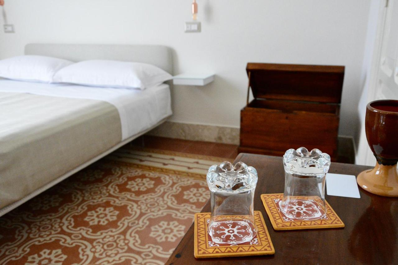Domus Aleria Deluxe Rooms 夏卡 外观 照片
