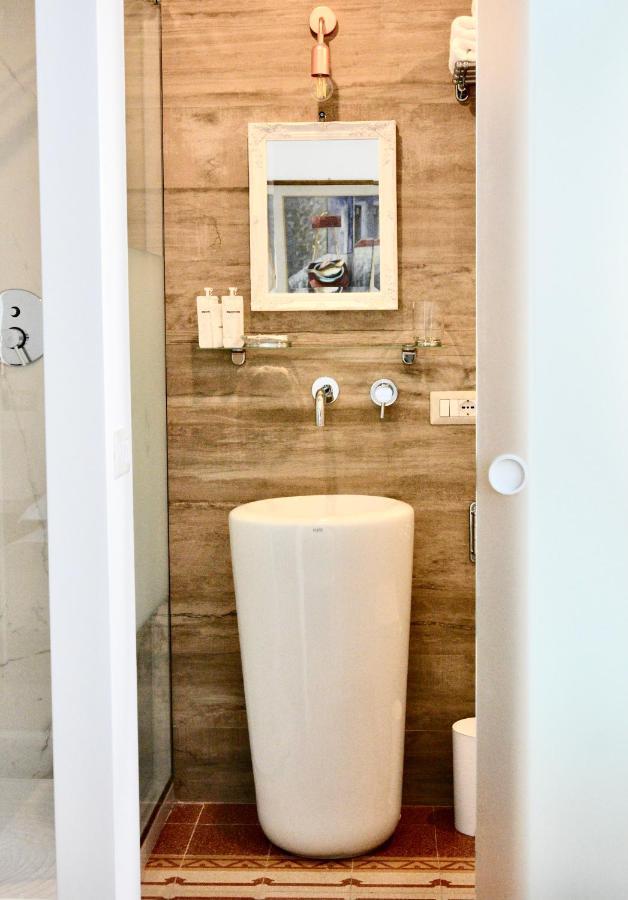 Domus Aleria Deluxe Rooms 夏卡 外观 照片