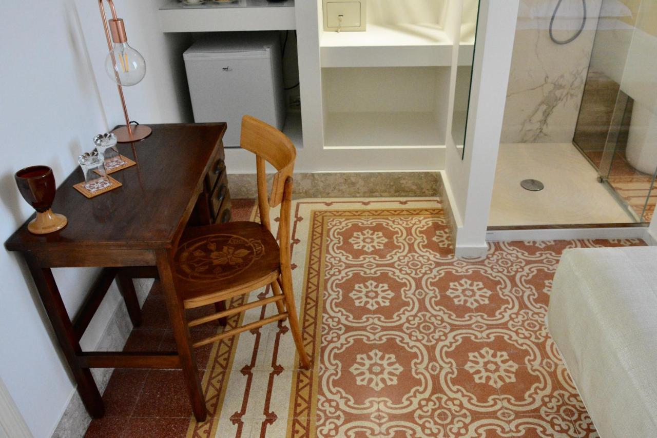Domus Aleria Deluxe Rooms 夏卡 外观 照片